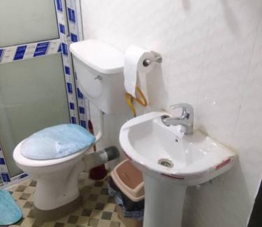 Freetown House | Cozy Flat 5 Minutes To Beach