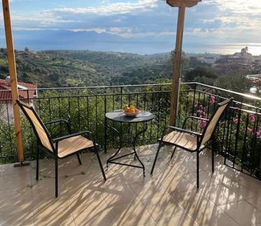 Vasilitsion Apartment | Cozy garden cottage with stunning sea views