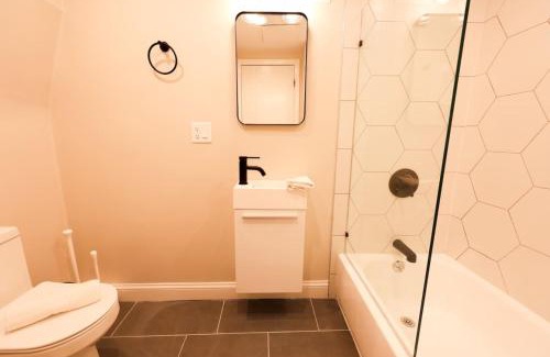 Prudential - St. Botolph Apartment | Cozy Garden Level Studio