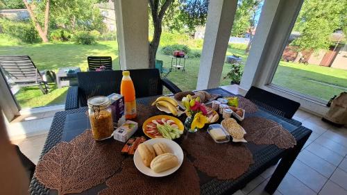 Ventspils Apartment | Cozy Garden Villa
