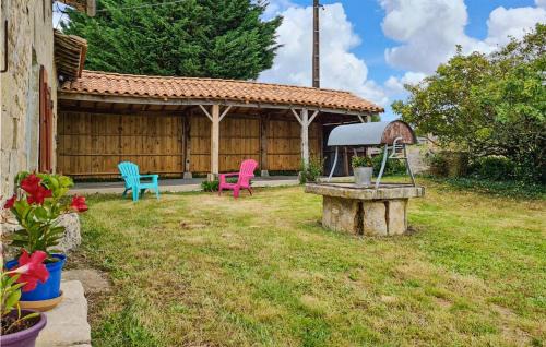 Saint-Vincent-la-Chatre House | Cozy Home In Saint-Vincent-La-Châtr