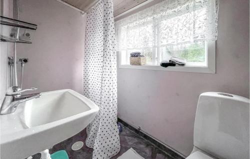 Charlottenberg House | Cozy Home In Charlottenberg With Wifi