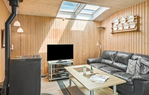 Dannemare House | Cozy Home In Dannemare With Wifi