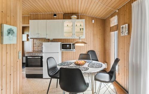 Dannemare House | Cozy Home In Dannemare With Wifi