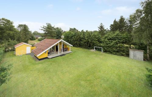 Farvang House | Cozy Home In Fårvang With Wifi