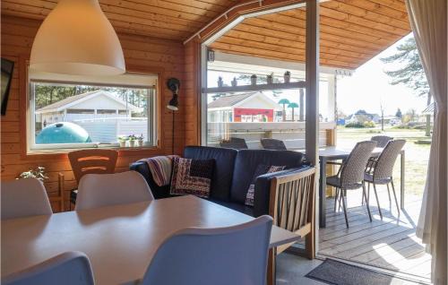 Balka Strand House | Cozy Home In Nexø With Wifi
