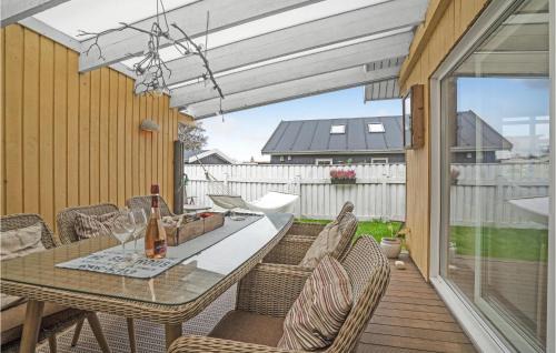 Hasmark Strand House | Cozy Home In Otterup With Wifi
