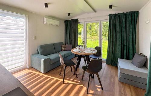 Dobra House | Cozy Home In Stolec With House A Panoramic View