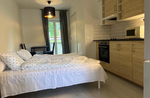 Eslov Apartment | Cozy home with 3 single bed in Eslöv station