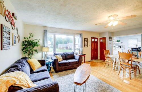 Bristol House | Cozy Home with Spacious Yard 2 Mi to Dtwn Bristol