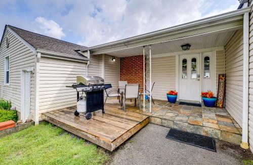Bristol House | Cozy Home with Spacious Yard 2 Mi to Dtwn Bristol