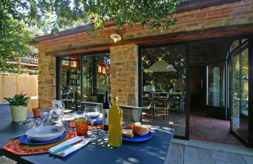 Monte San Savino House | Cozy House in Monte San Savino