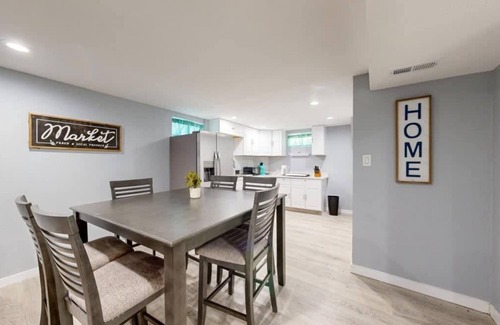 South Westminster House | Cozy Lower Unit King & Bunk Bed Great for Families
