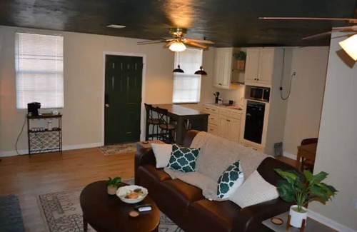 Murfreesboro Apartment | Cozy, modern and private Guest Suite