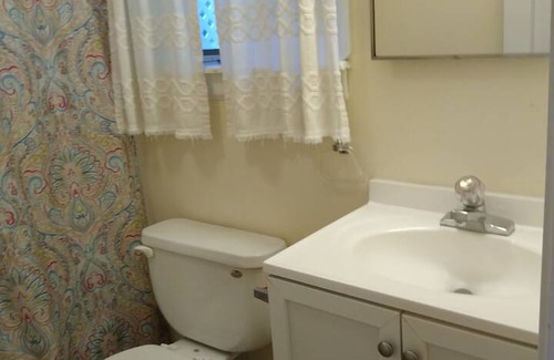 East Lyme Cabin | Cozy Nest Cottages