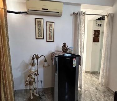 Chandigarh Apartment | Cozy Nest - Garden Facing Apartment with Kitchen