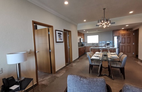 Santa Rosa Resort | Cozy Ocean Front 2 BR for holidays