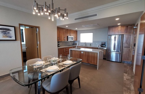 Santa Rosa Resort | Cozy Ocean Front 2 BR for holidays
