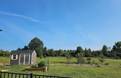 Davidson House | Cozy open concept home in beautiful Davidson near Lake Norman