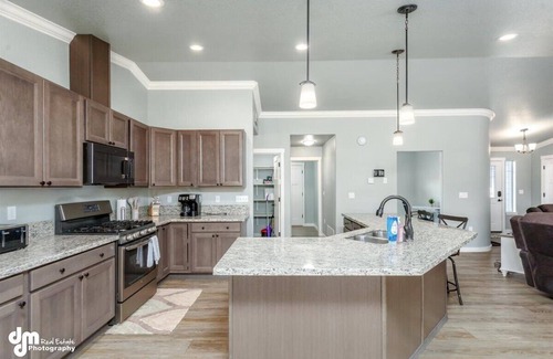 Wasilla House | Cozy ranch retreat!