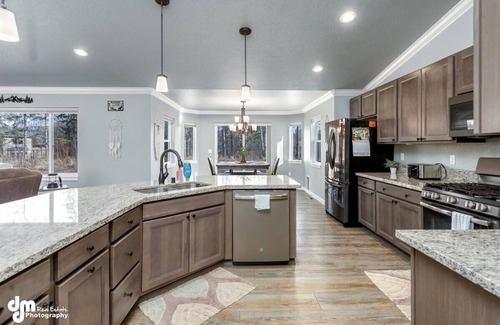 Wasilla House | Cozy ranch retreat!