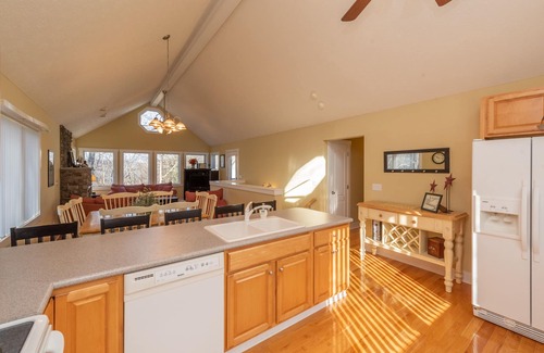 Thayerville House | Cozy Retreat by Deep Creek & Wisp Resort