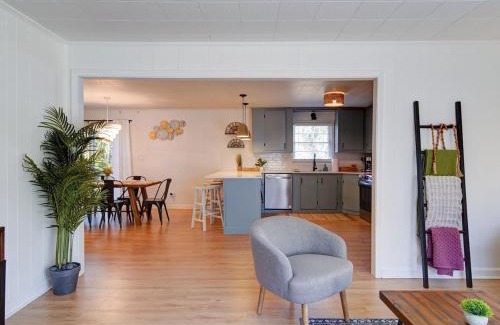 Belmont Historic District House | Cozy Riverside Cottage Fully Updated Quiet 3 beds