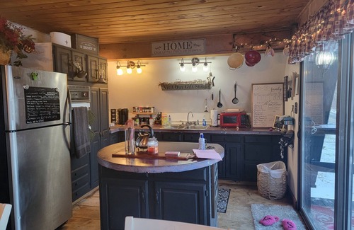 Johnsonville House | Cozy Rustic Cabin In The Hamlet Of Shushan NY. with incredible views