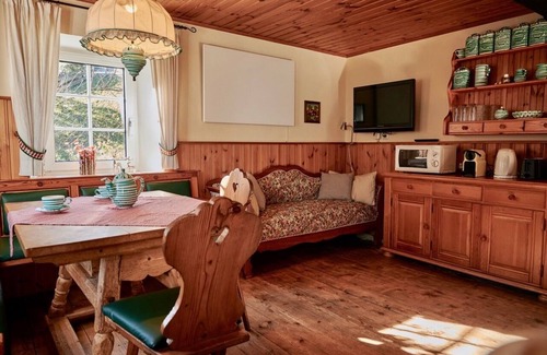 Weyer Ski Chalet | Cozy rustic vacation hut Upper Austria Ennstaler Kalkalpen up to 6 pers., fenced