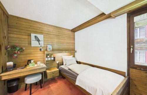 Saas-Fee Hotel | Cozy Single Suite in the Heart of Saas-Fee