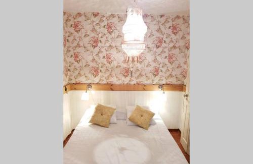 Sintra Apartment | Cozy Sintra Townhouse