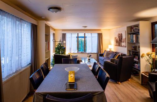 Krachtighuizen House | COZY & SPACIOUS PLACE ON A QUIET SPOT IN THE MIDDLE OF THE NETHERLANDS with free use of 2 women's and 2 men's bikes plus child seat