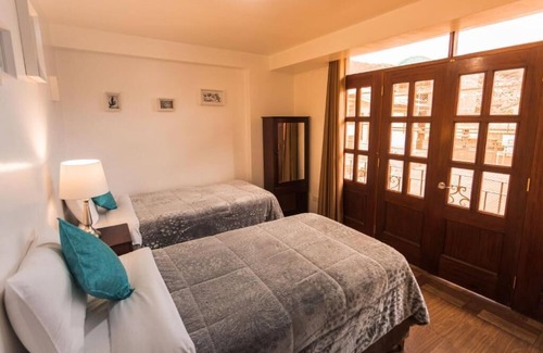 Cusco Apartment | cozy standard triple room cusco