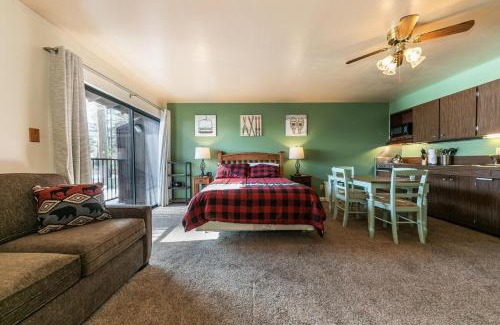 Truckee House | Cozy Studio w/Partial Lake view #224 at Donner Lake Village