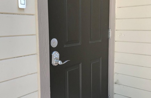 North Central House | Cozy studio with A/C 1B/1B in San Mateo, California. No pet/smoke