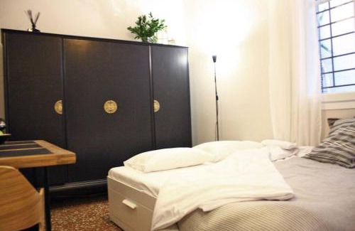 Athens Apartment | COZY Stylish Apt., 800m to METRO, 2min to Highway