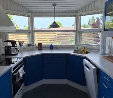 Strøby Ladeplads House | Cozy Summer House With Full Sea View