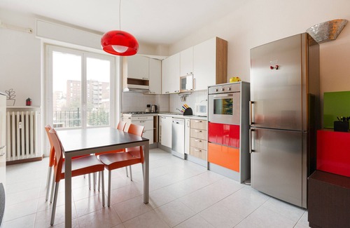 Milan Apartment | Cozy urban oasis between Metro M1 and San Siro