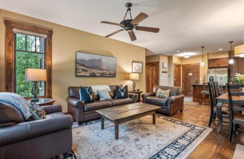 Historic District Apartment | Cozy Winter Escape - 2BR & 2BA Near Snowy Trails and Downtown