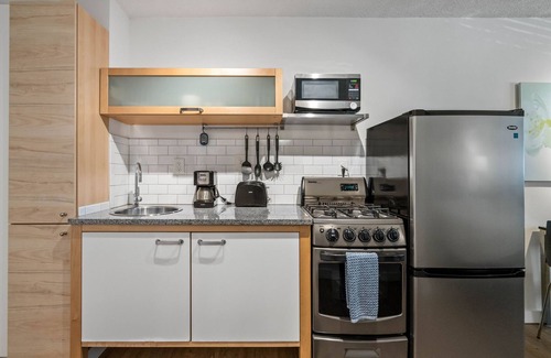 Brookwood Apartment | CPB Quiet Studio Perfect for Travel Nurses