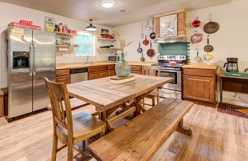 Riverside Cabin | Creekside Cabin 38- CLOSED TEMPORARILY FOR FLOOR REPAIRS- So sorry!