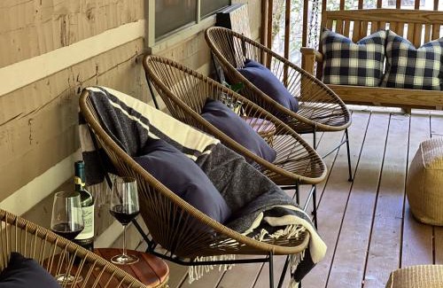 Seven Devils House | Creekside Cabin - Seven Devils,NC - Pet-Friendly, Close to Skiing & Hiking, and the Apline Coaster!