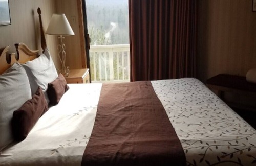 Basye Resort | Creekside Village - Spacious 2 Bedroom W/Full Kitchen