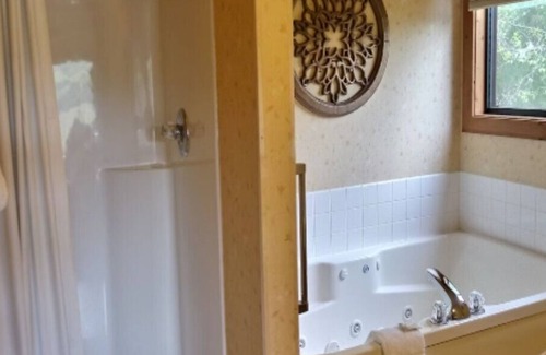 Basye Resort | Creekside Village - Spacious 2 Bedroom W/Full Kitchen