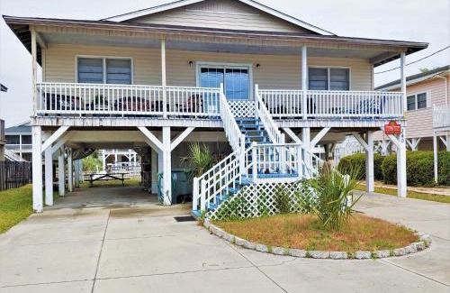 North Myrtle Beach House | Crews Nest in Cherry Grove
