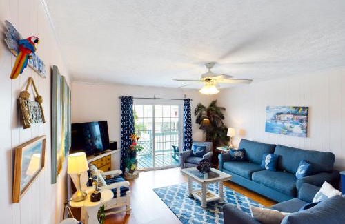 North Myrtle Beach House | Crews Nest in Cherry Grove