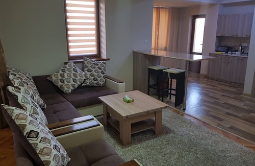 Yerevan Apartment | Cross Apartments and Tours