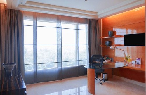 Sector 29 Hotel | Crowne Plaza Hotel Gurgaon by IHG