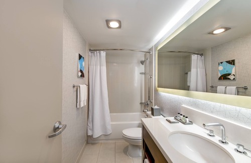 Downtown Seattle Hotel | Crowne Plaza Seattle - Downtown by IHG