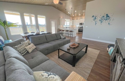 Crystal Beach Condo | Crystal Blue 3 Bedroom Home by RedAwning